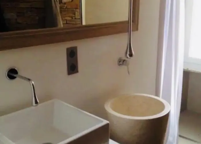 T2 Pied Dans L Eau * Ajaccio (Corsica)